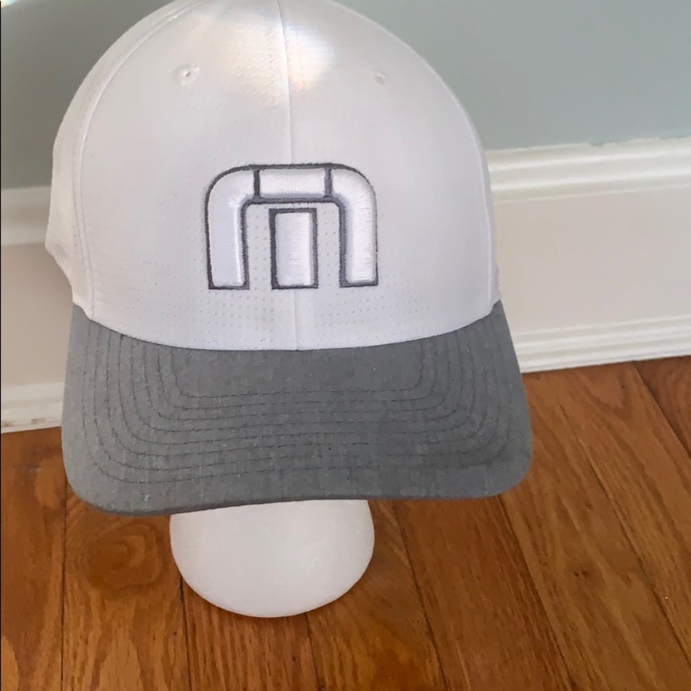 Travis Mathews hat